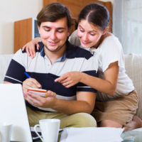 Если муж мало зарабатывает Если муж мало зарабатывает